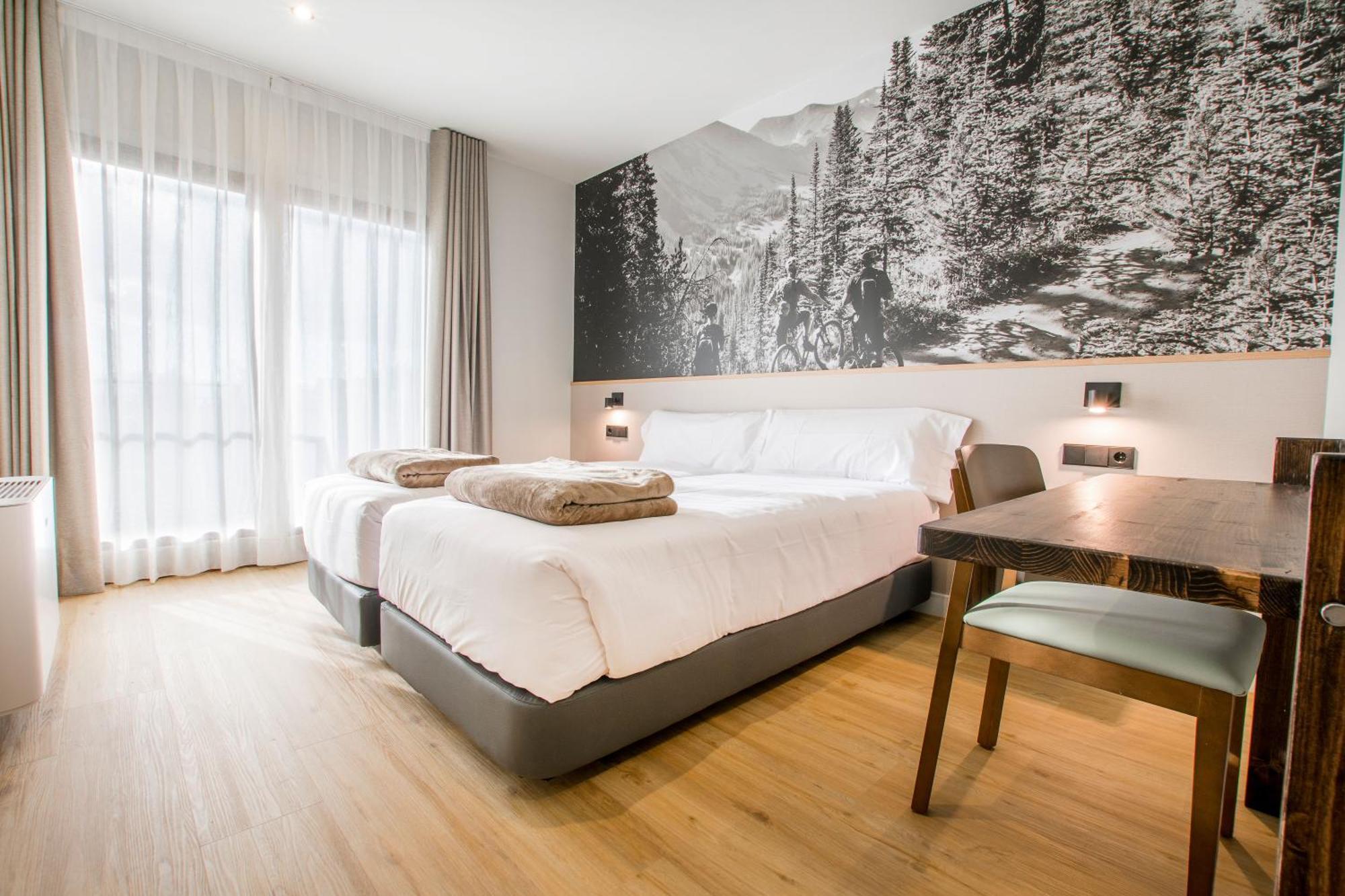 Hotel Льивия Экстерьер фото