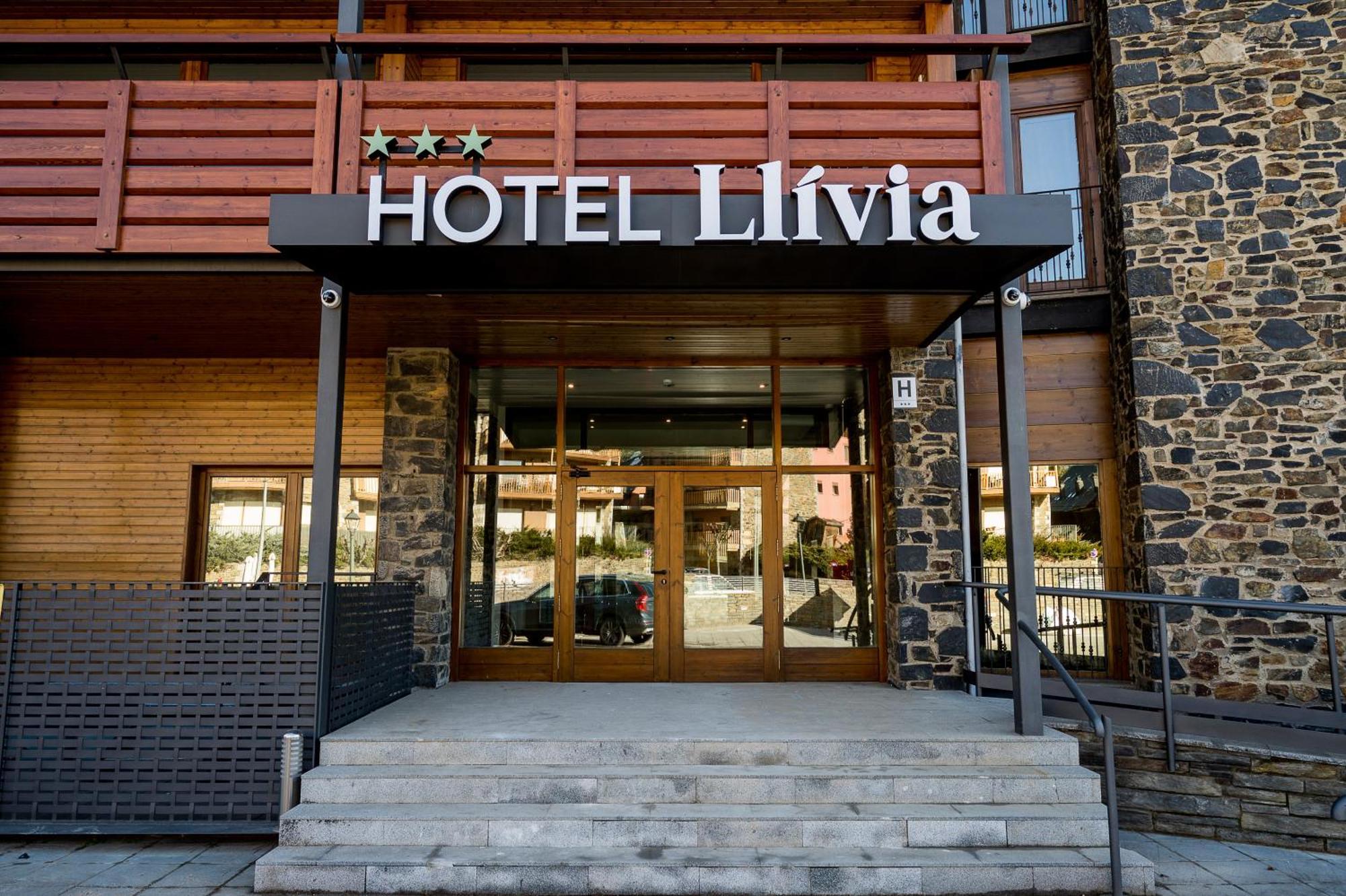 Hotel Льивия Экстерьер фото